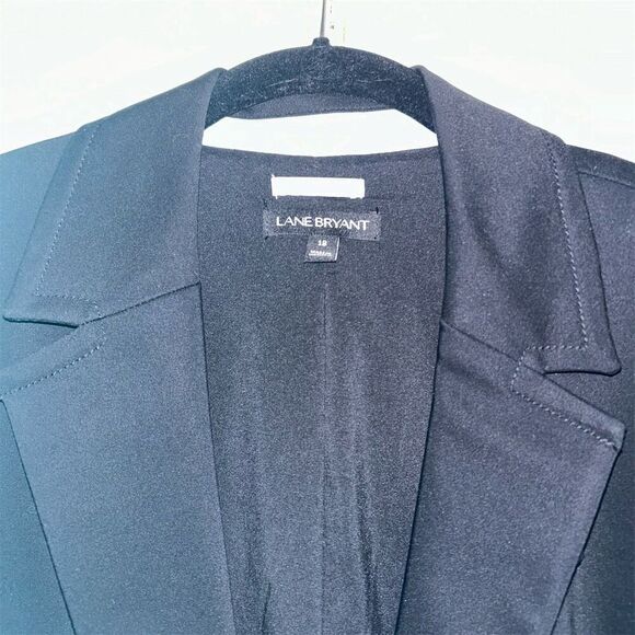 Lane Bryant Women's Black Blazer Jacket The Modernist Collection Size 18 - Picture 2 of 5
